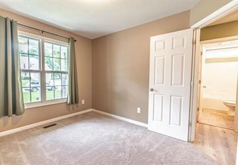 428 Green Links Dr — Photo 33
