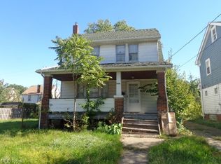 1459 Larchmont Rd, Cleveland, OH 44110