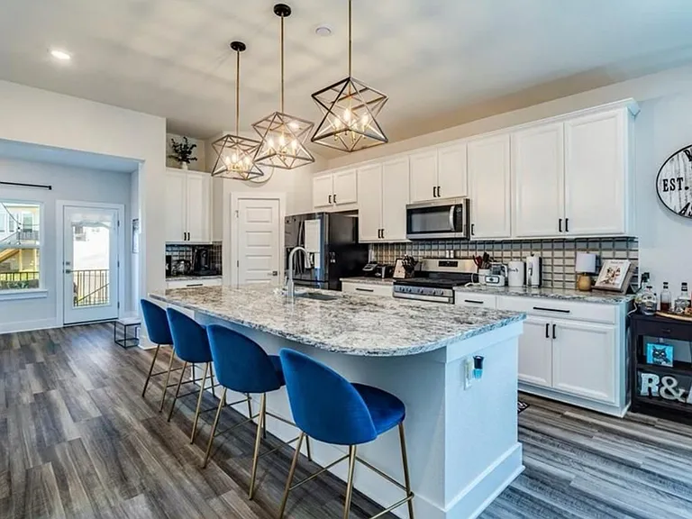 220 Sawtooth Mountain Way — Photo 18