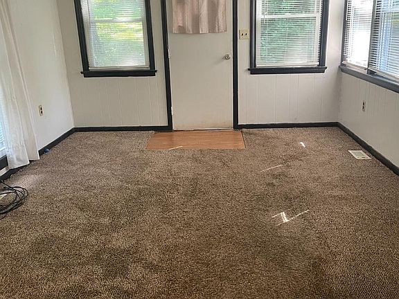 2nd image of 7609 Old Field Rd