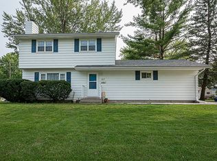 217 W 46th St, Davenport, IA 52806