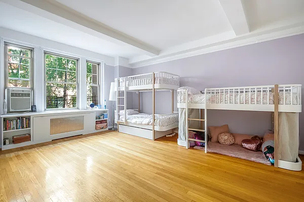 Rented by Compass | media 18