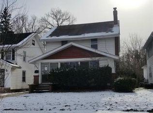 559 Fernwood Dr, Akron, OH