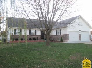 206 Thorn Tree Rd, Lincoln, MO 65338