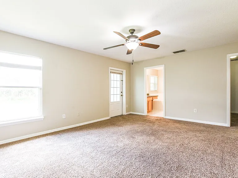 1660 Ashland Trl — Photo 9