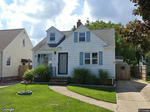 5911 Kenneth Ave, Parma, OH 44129