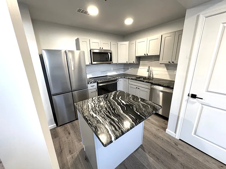 810 Monocacy St #207 — Photo 4