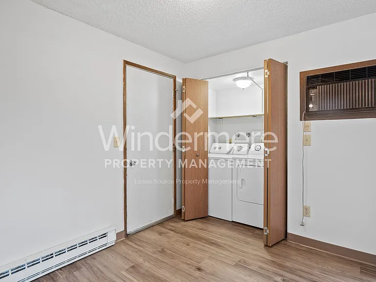 2702 E 31st Ave — Photo 38