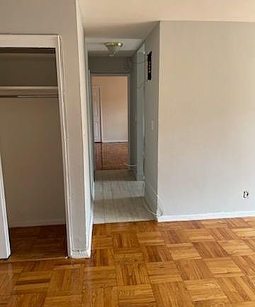 4th image of 52 Yonkers Ter #2