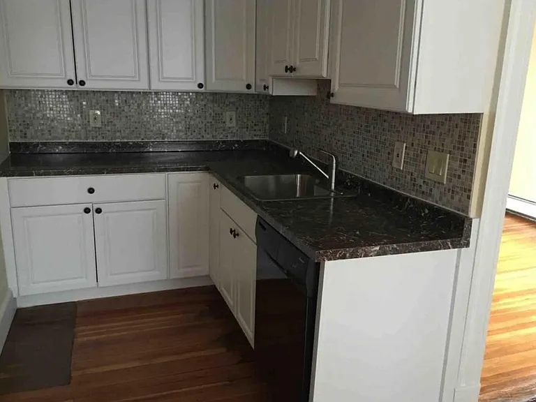 69 Belden St #3 — Photo 4