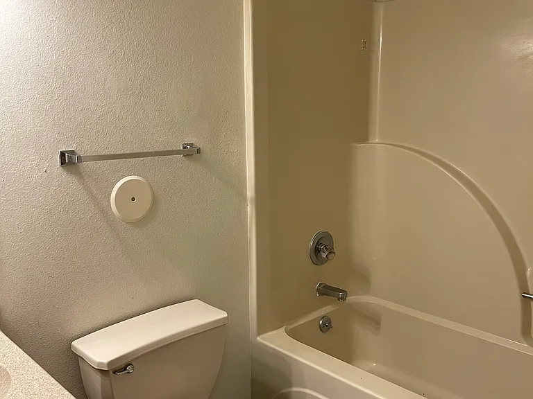 327 E College St #1711 — Photo 15