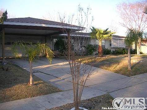 2nd image of 211 Springwood Ln