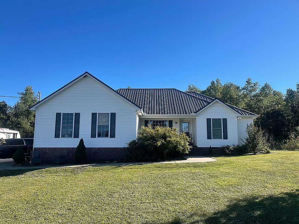 1st image of 895 Smith Chapel Dr