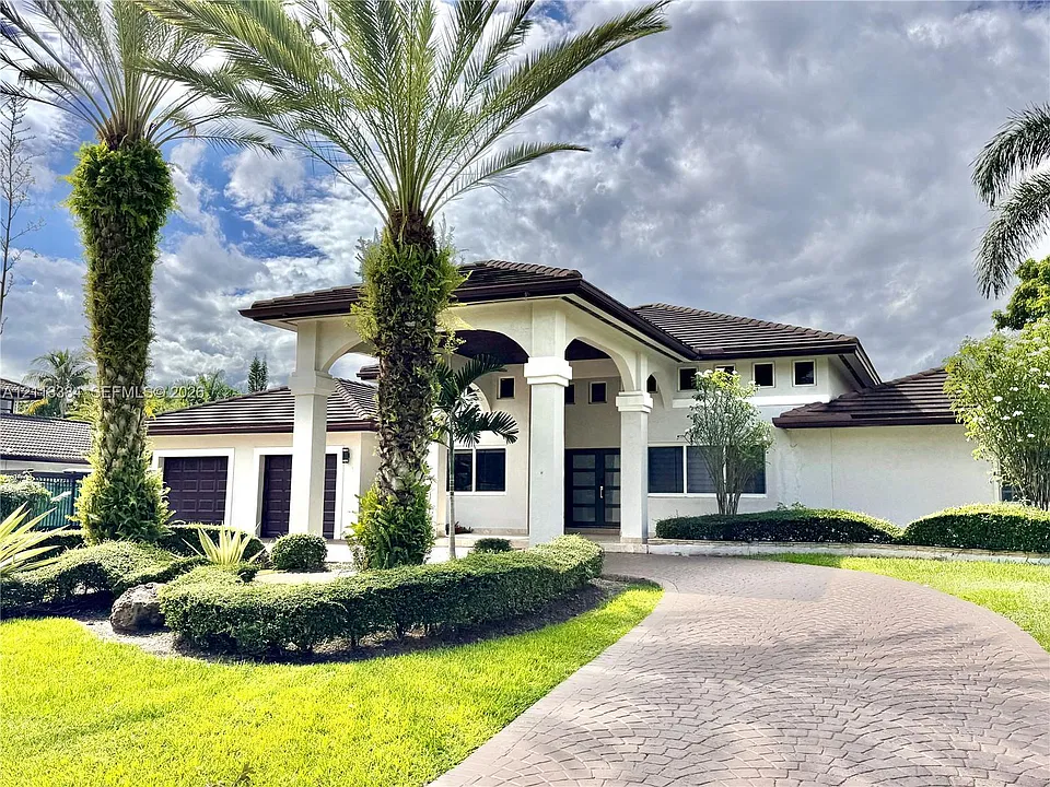 17610 SW 80th Ct