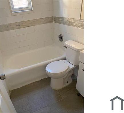 5th image of 2016 Rustic Rd APT 4