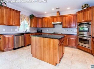 181 Washington St, Northvale, NJ 07647