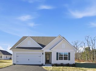529 Summercrest Ave, Waynesboro, VA 22980