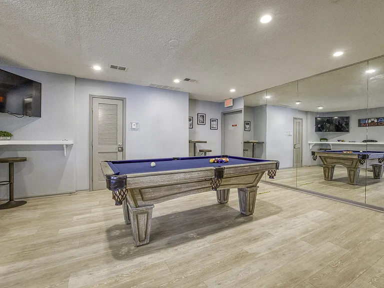Pheasant Run Apartments — Photo 20