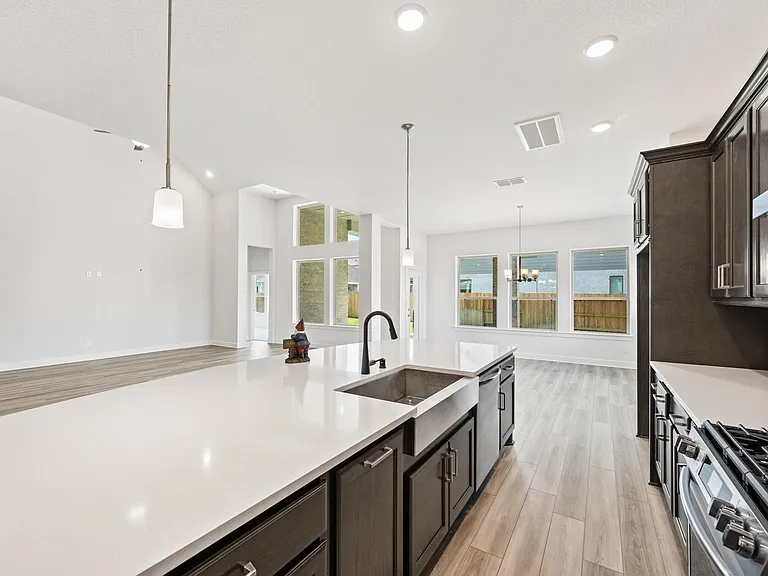 5702 Diamond Dust Dr — Photo 12