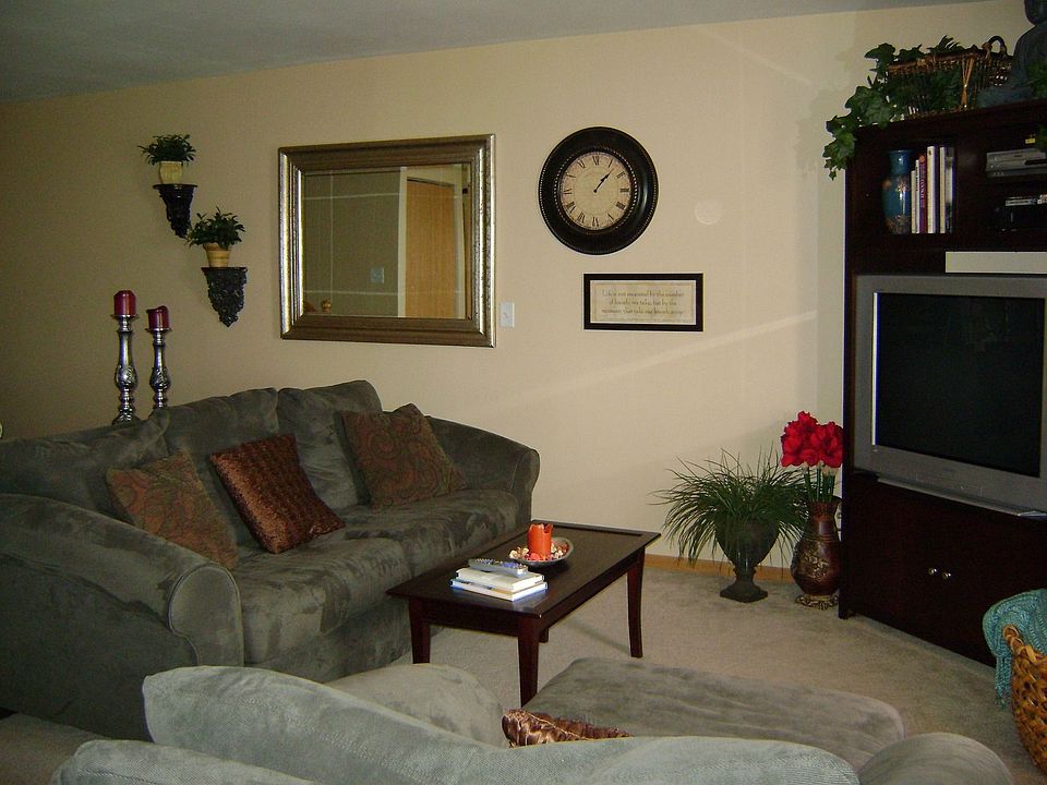 1st image of 25213 Shannon Dr