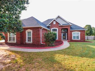 108 Flora Cir, Warner Robins, GA 31088