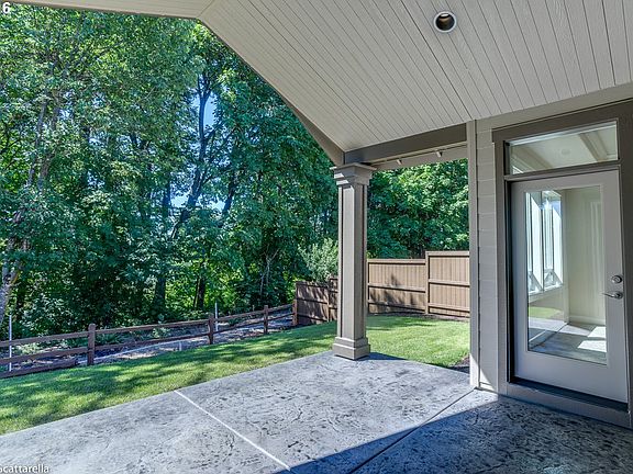 2nd image of 3863 SE Pipers Dr
