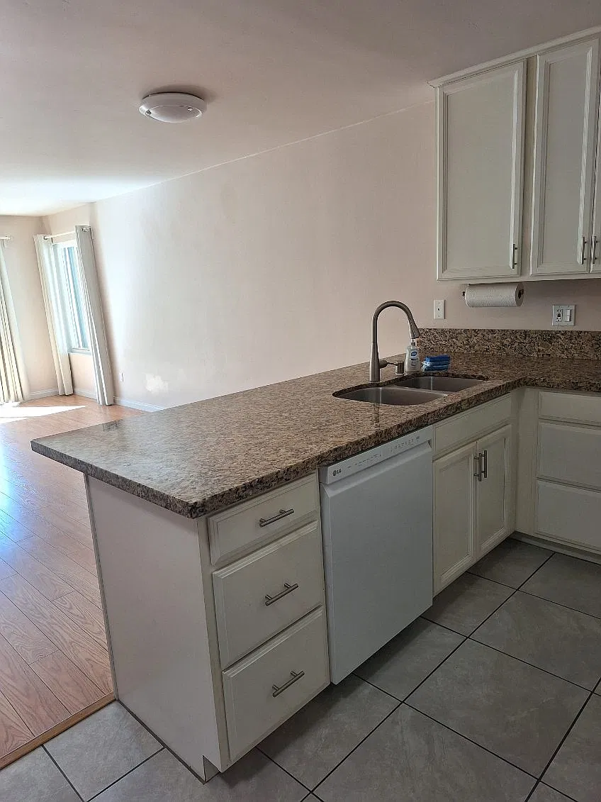 1 bed, 618 sqft, $1,900 — Photo 3