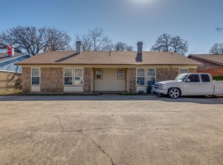 528 W Cedar St, Arlington, TX 76011