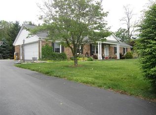 74 Manor Dr, Stuarts Draft, VA 24477