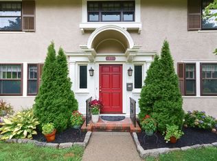 41 Holland Rd, Melrose, MA 02176