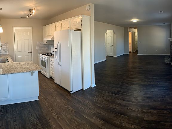 2nd image of 1203 SE 22nd Str St