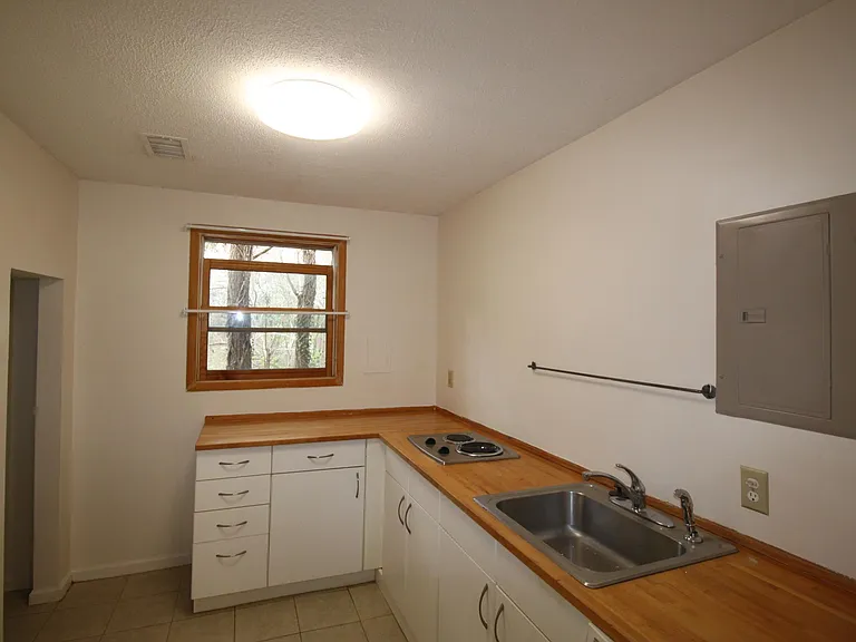 4225 Lakes End Dr NW — Photo 17