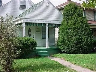 1821 Elsmere Ave photo 1