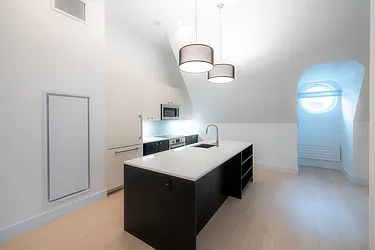 Rented by DelShah Capital LLC