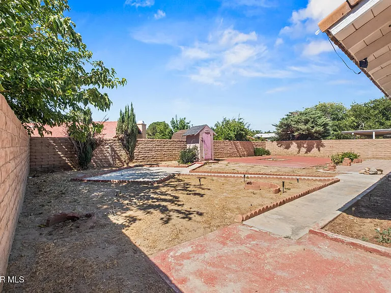 1253 Morven St — Photo 33