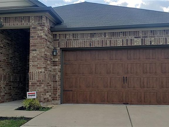 2nd image of 921 Strickling Dr