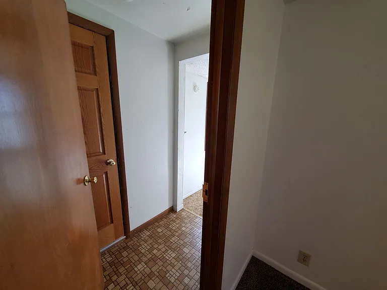 Walnut St 2115 — Photo 20