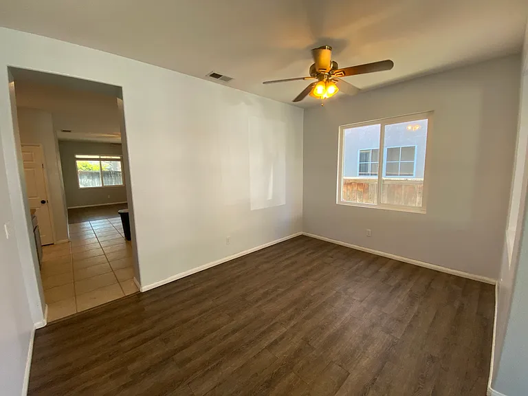 3539 Lake Park Ave — Photo 4