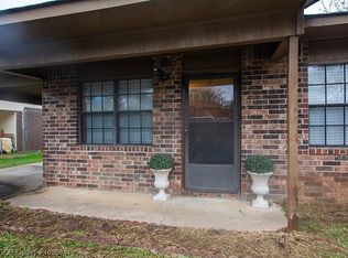 4313 Walnut St, Van Buren, AR 72956