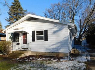 1504 Herrick Ave NE, Grand Rapids, MI