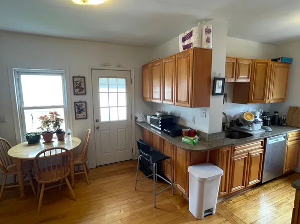 11 Dickson St, Somerville, MA