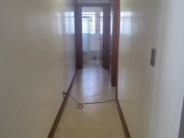 5330 Seneca St — Photo 37