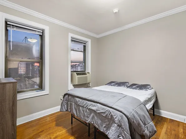 151 Sip Avenue image 8 of 15