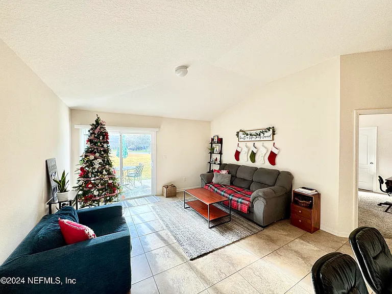 101 Findhorn Ct — Photo 9