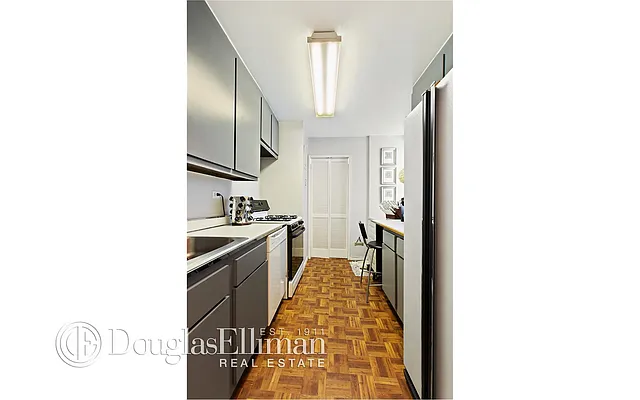 Sold by Douglas Elliman | media 15