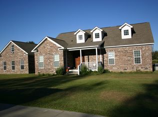 1144 Mullett Dr, Manning, SC 29102