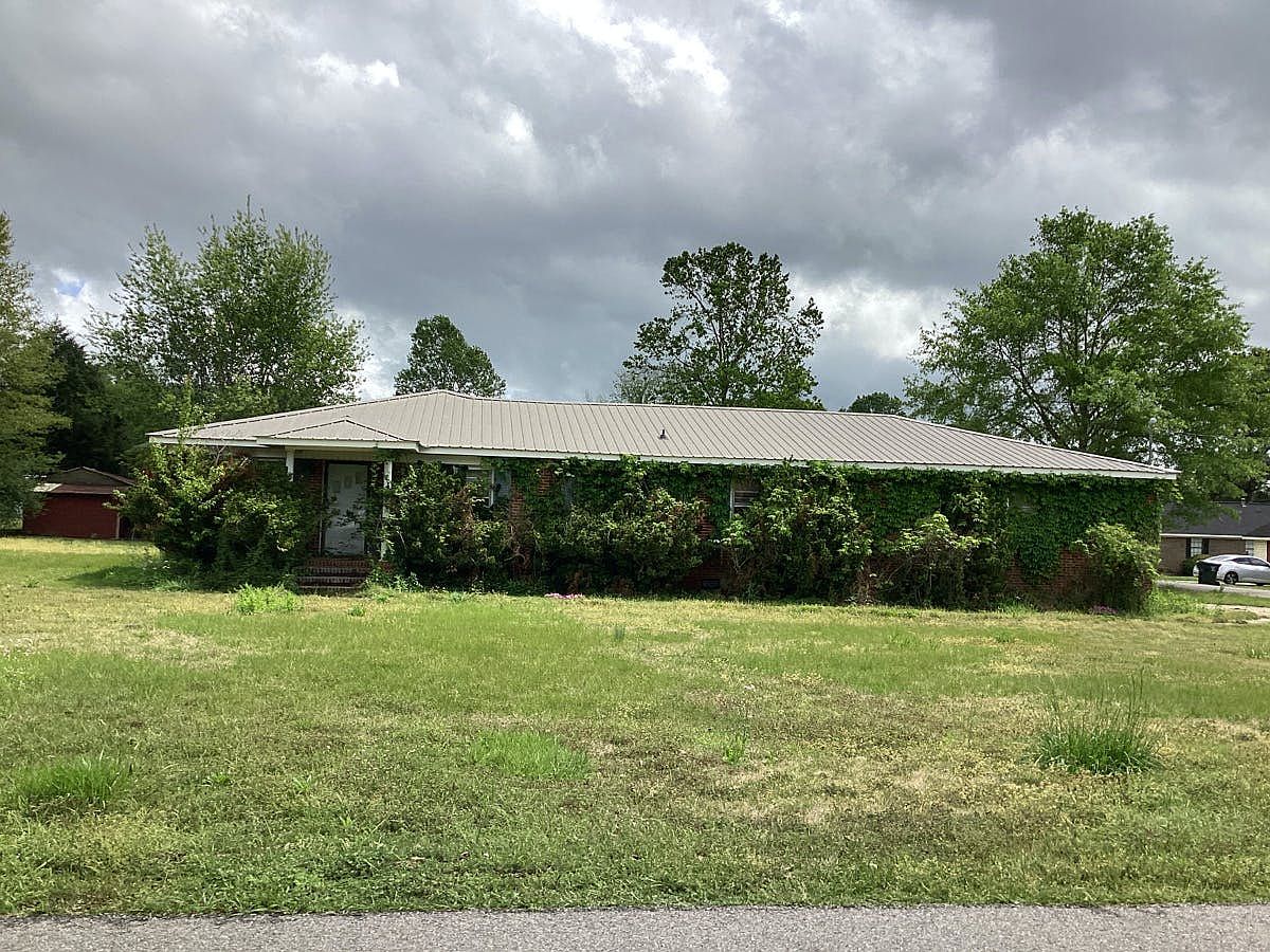 308 Penter Ave, Clanton, AL 35045 Zillow