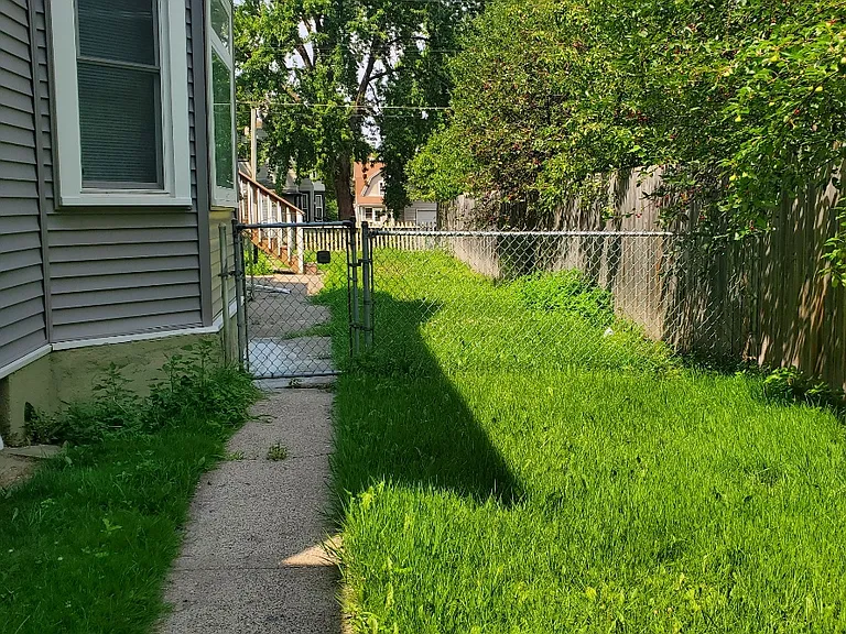 1133 Beech St #1 — Photo 7