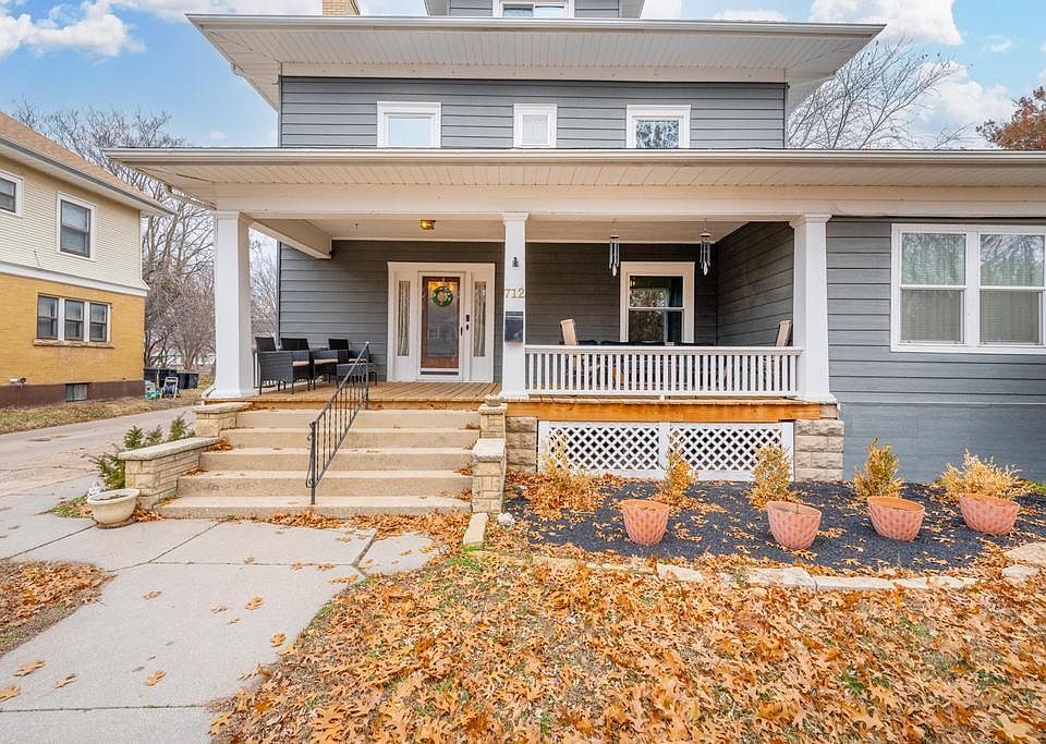 712 E 11th Ave, Winfield, KS 67156 Zillow