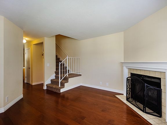 3rd image of 1434 W Telegraph Hill Dr